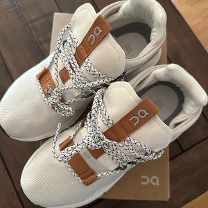 Brand New In Box Women’s On Cloud